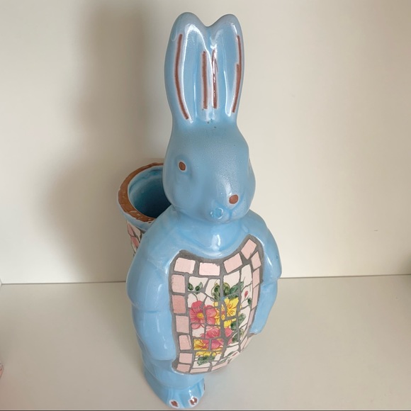 Hold Mosaic ceramic bunny planter - Picture 15 of 17